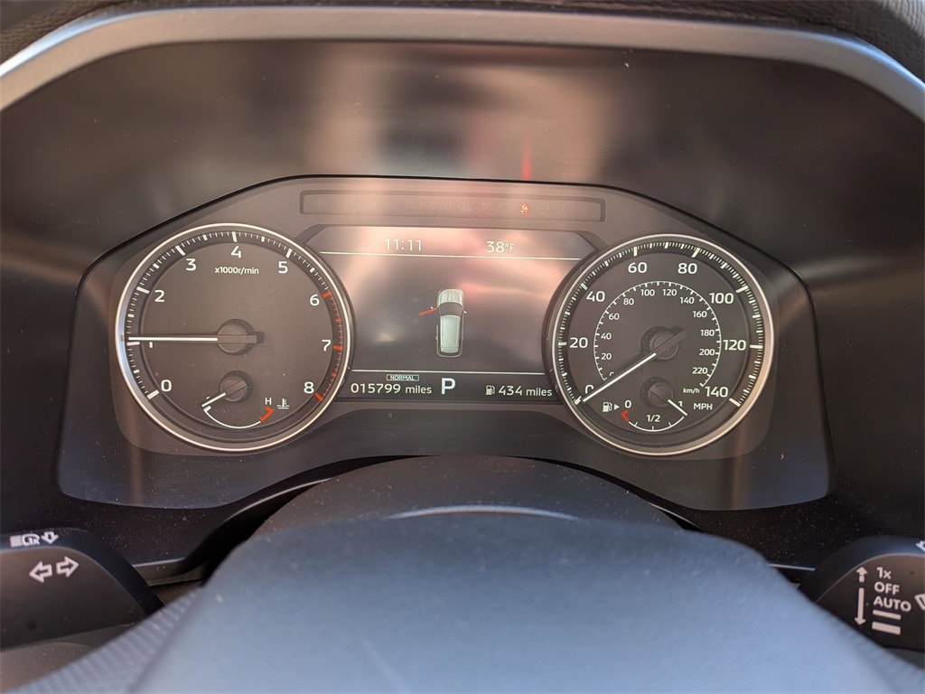 Thumbnail: 2025 Mitsubishi Outlander - 16