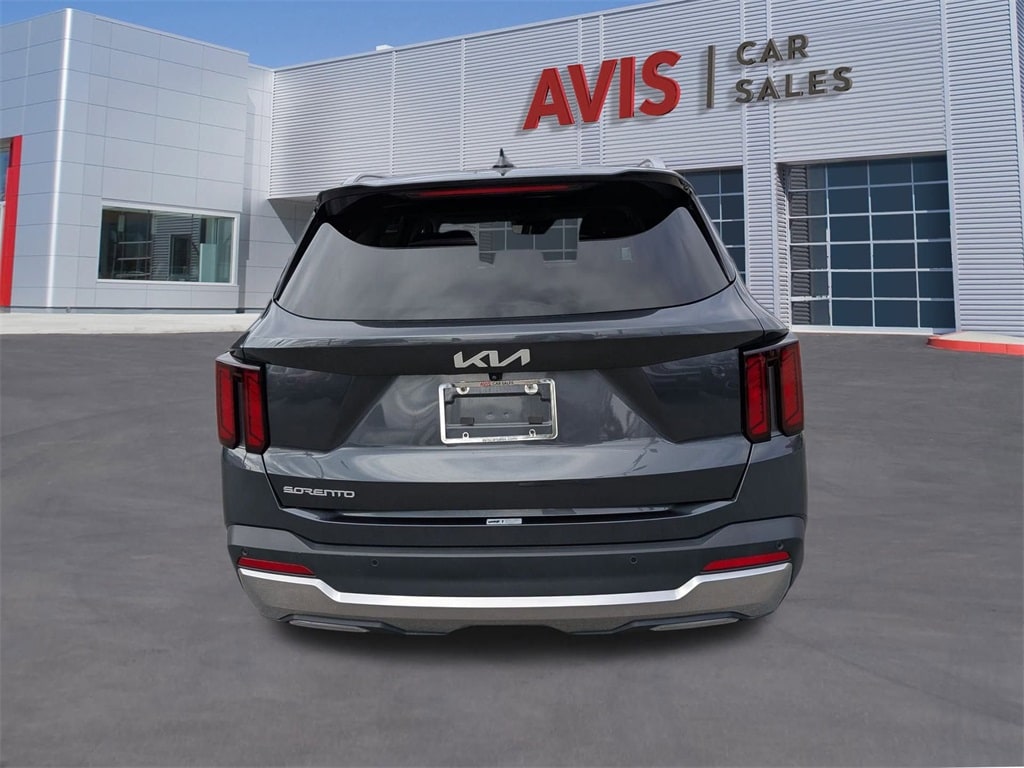 Thumbnail: 2024 Kia Sorento - 7
