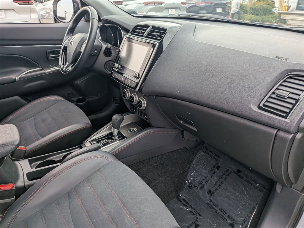 Thumbnail: 2024 Mitsubishi Outlander Sport - 33