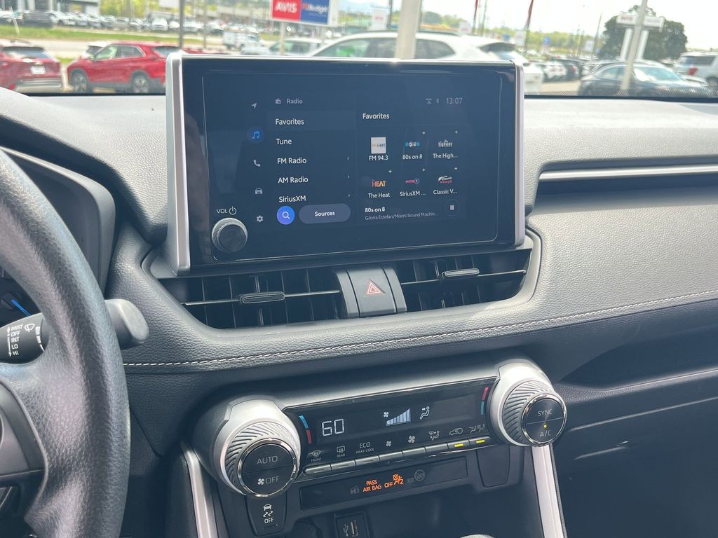 Thumbnail: 2025 Toyota RAV4 - 17