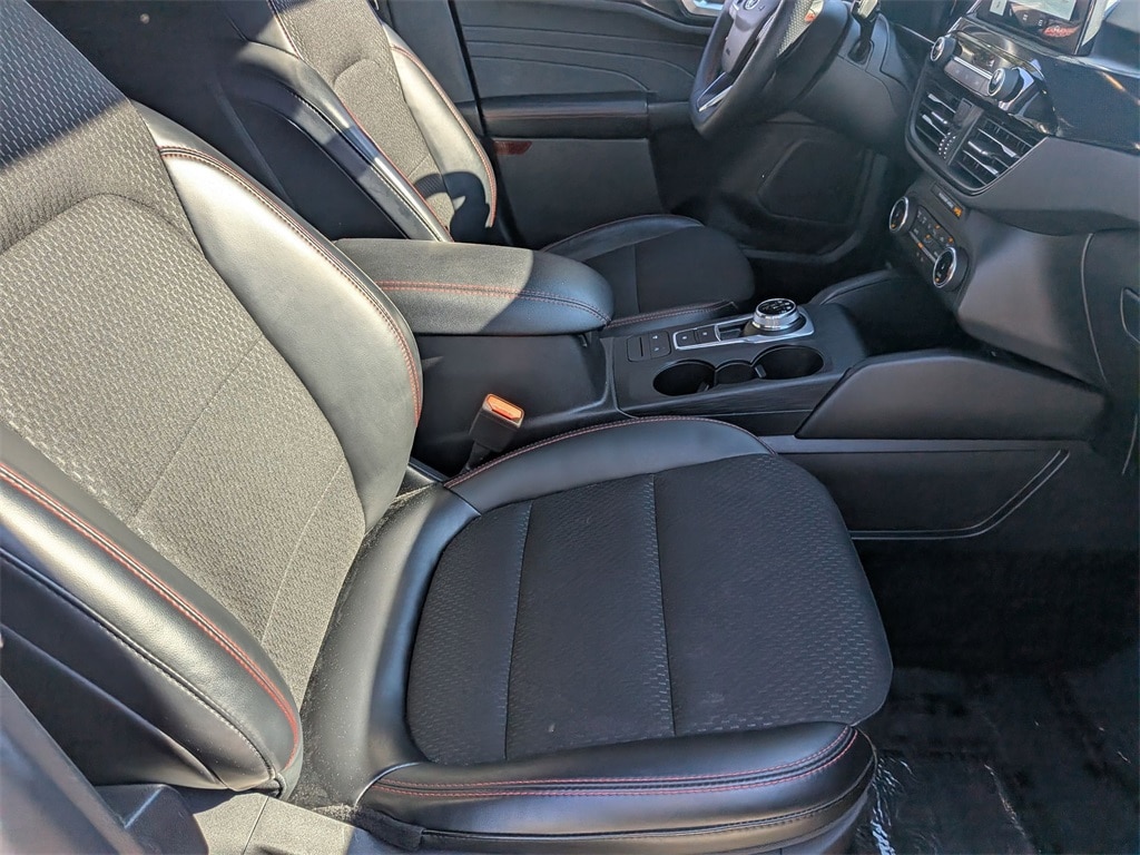 Thumbnail: 2025 Ford Escape - 33