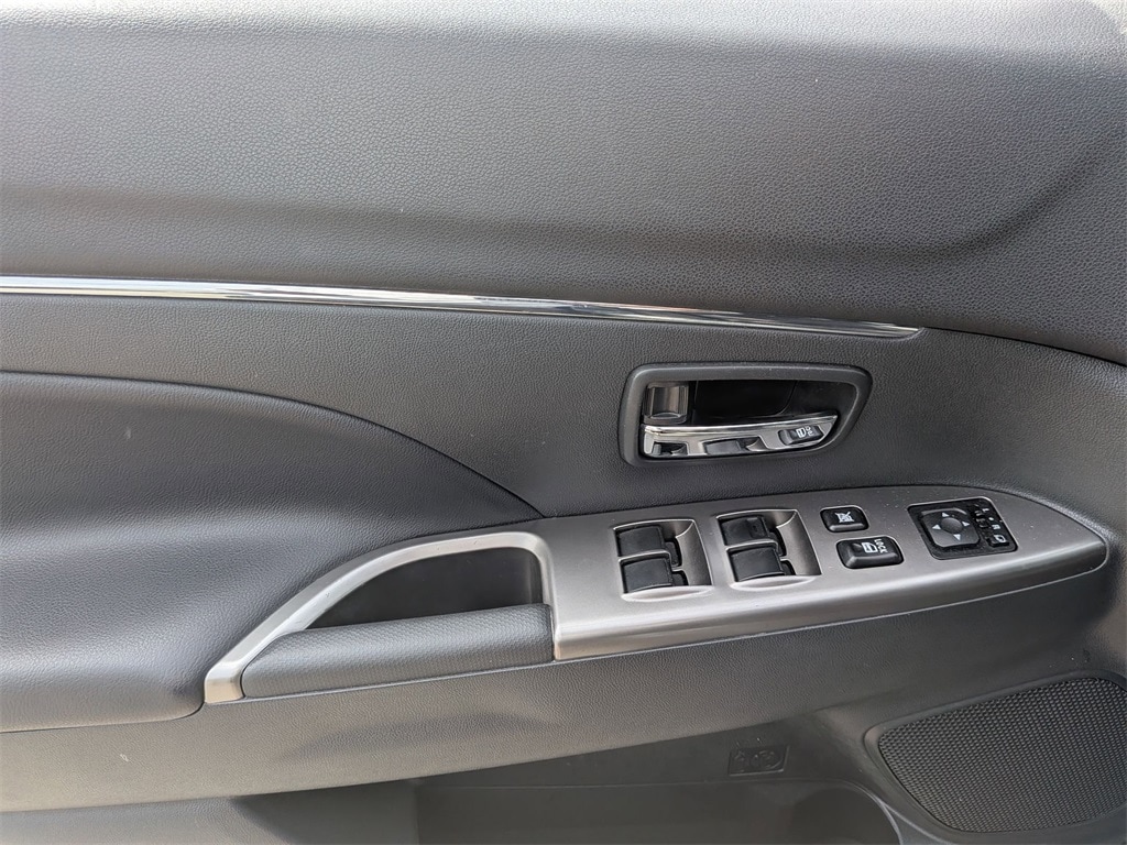 Thumbnail: 2024 Mitsubishi Outlander Sport - 11