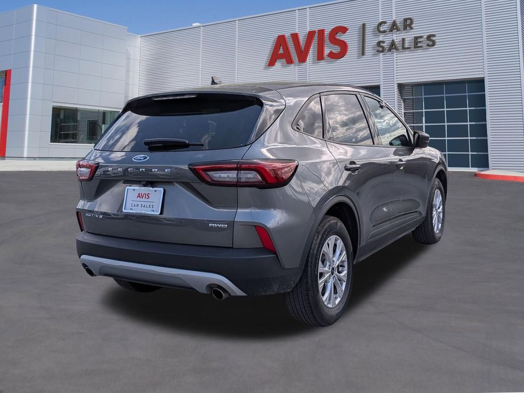 Thumbnail: 2025 Ford Escape - 6