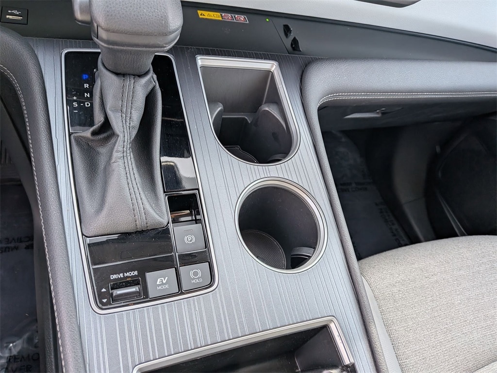 Thumbnail: 2025 Toyota Sienna - 20