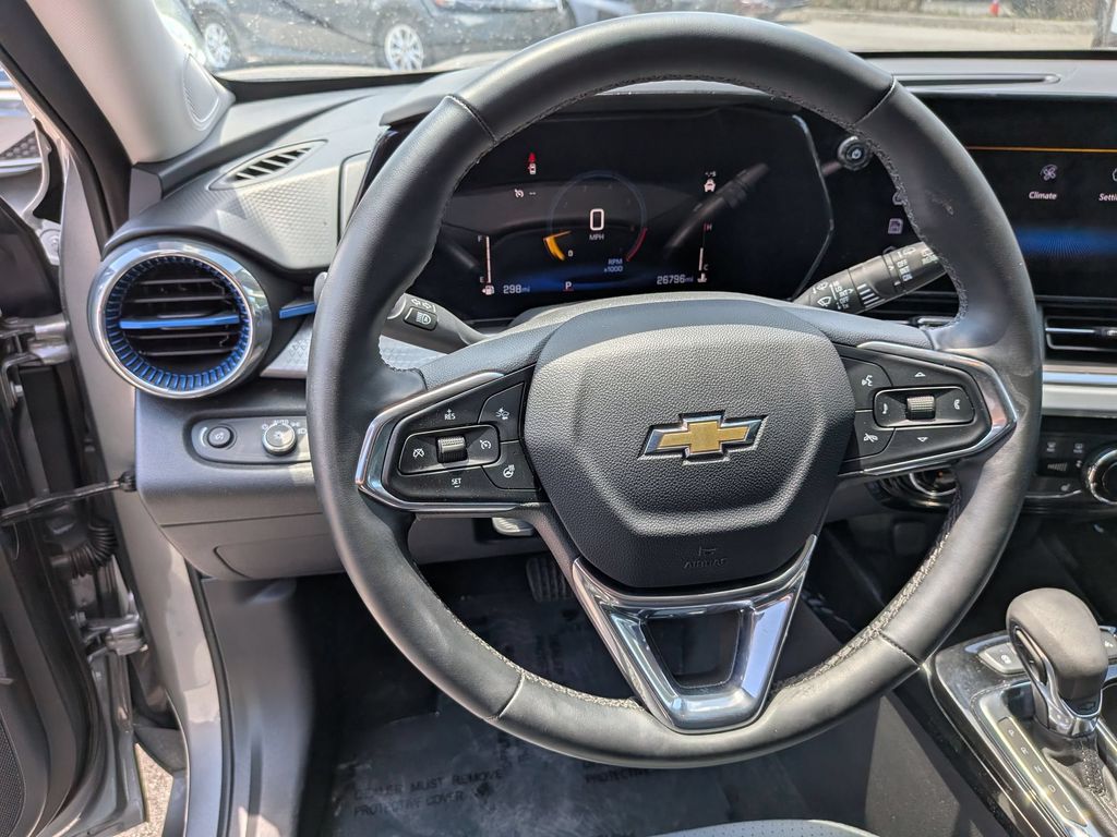 Thumbnail: 2025 Chevrolet Trax - 19