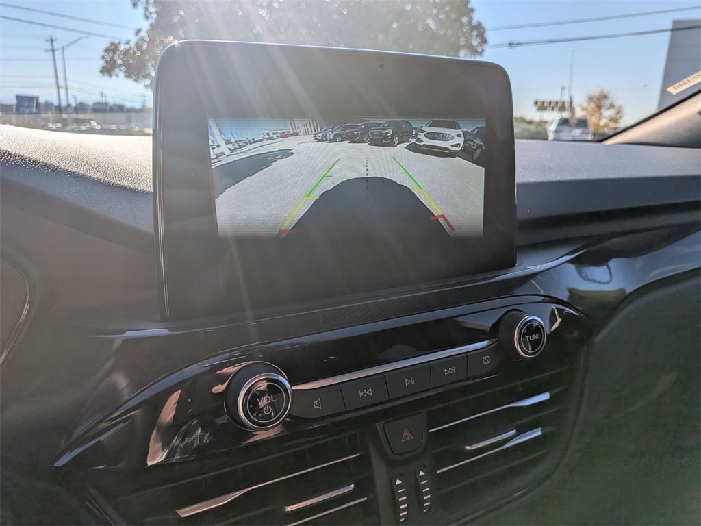 Thumbnail: 2025 Ford Escape - 18