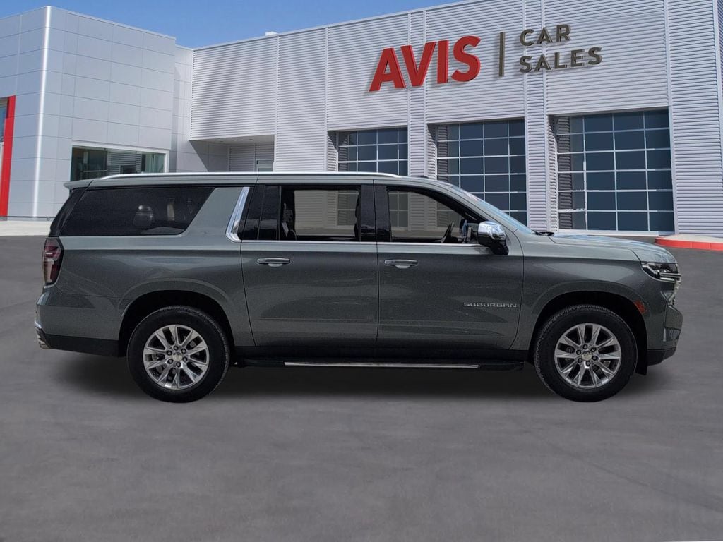 Thumbnail: 2023 Chevrolet Suburban - 5