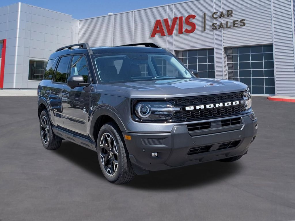 Thumbnail: 2025 Ford Bronco Sport - 3