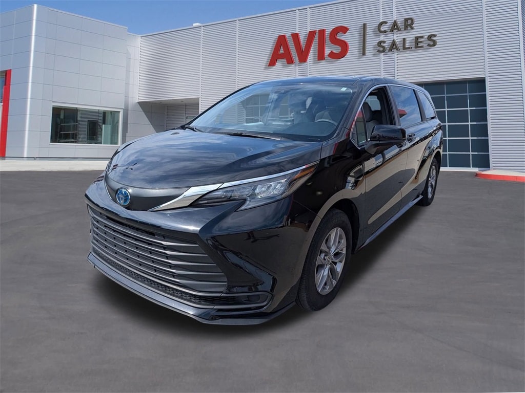 Thumbnail: 2025 Toyota Sienna - 1