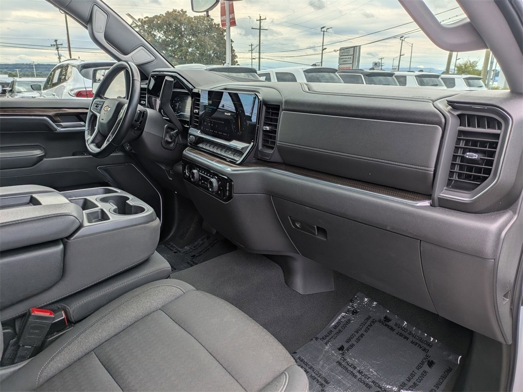 Thumbnail: 2023 Chevrolet Silverado 1500 - 31