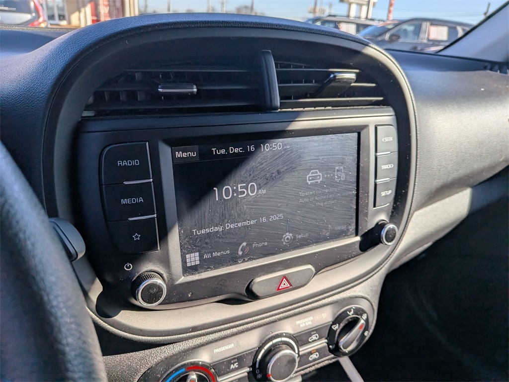 Thumbnail: 2024 Kia Soul - 16