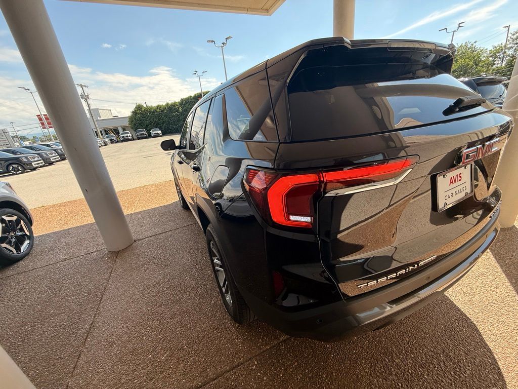 Thumbnail: 2025 GMC Terrain - 6