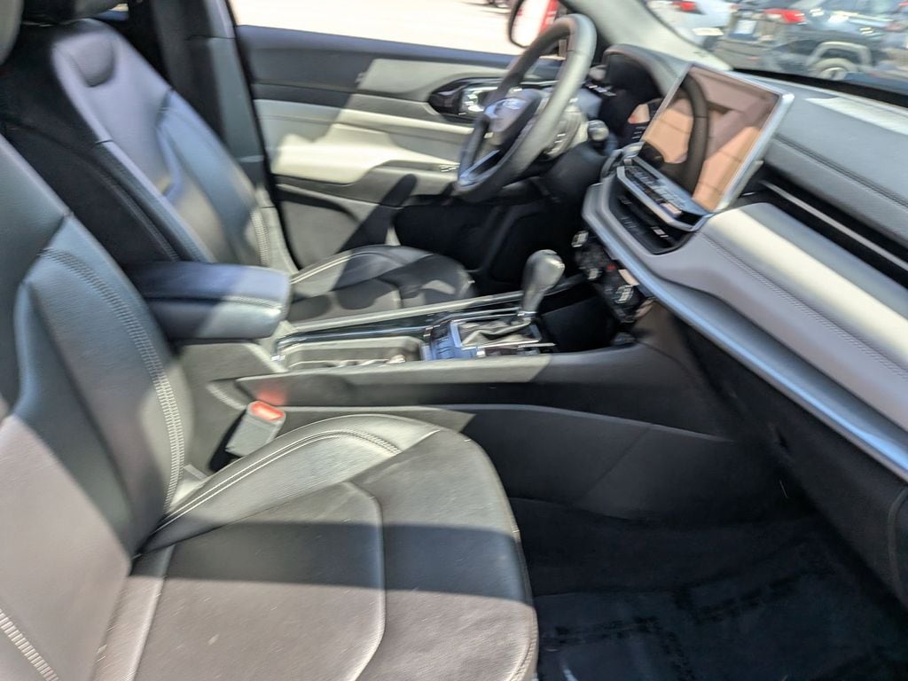 Thumbnail: 2025 Jeep Compass - 31