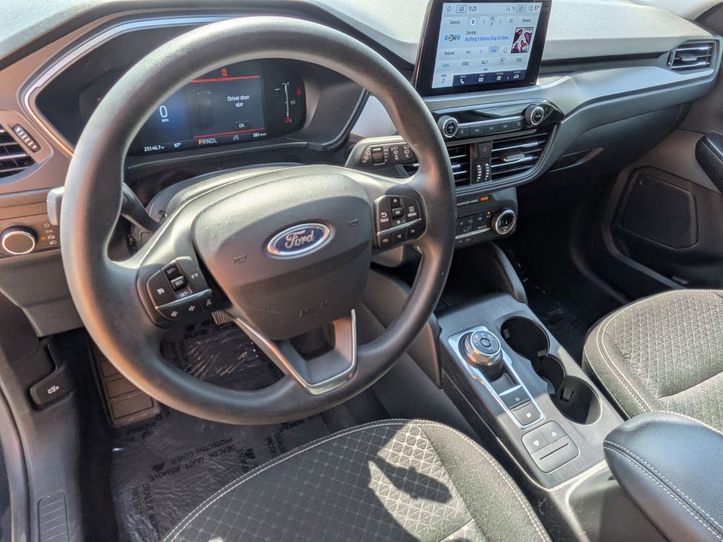 Thumbnail: 2025 Ford Escape - 14