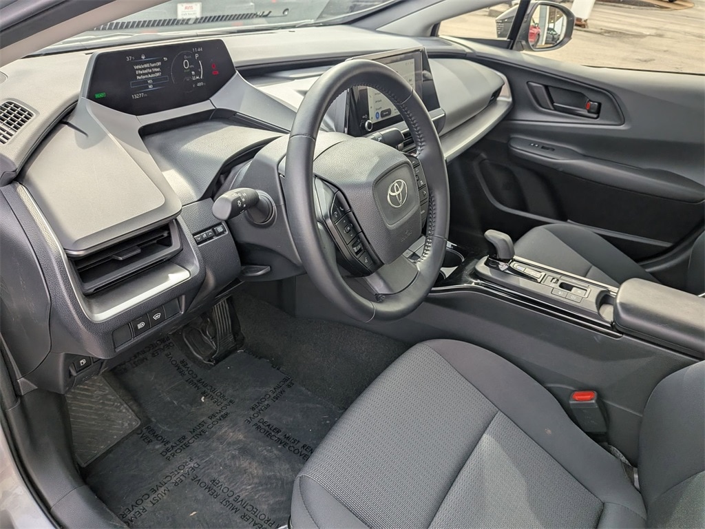 Thumbnail: 2025 Toyota Prius - 15