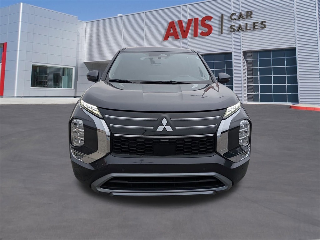 Thumbnail: 2025 Mitsubishi Outlander - 2