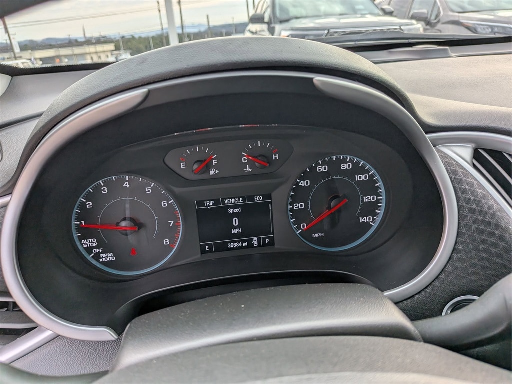 Thumbnail: 2024 Chevrolet Malibu - 16