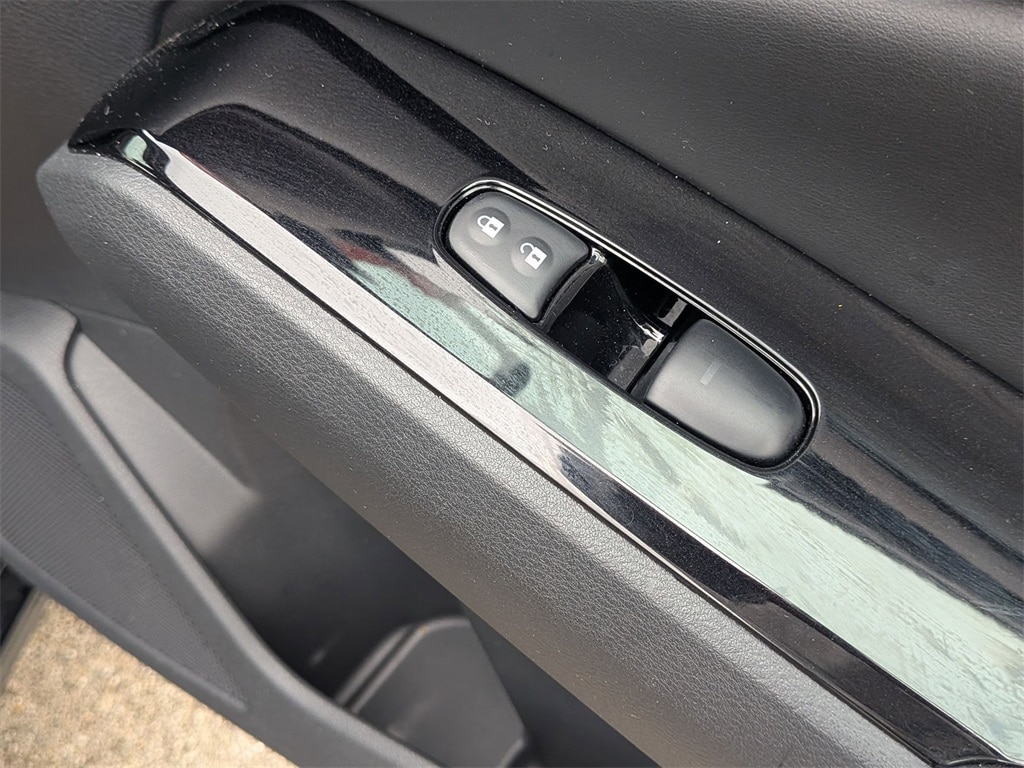 Thumbnail: 2025 Nissan Altima - 32