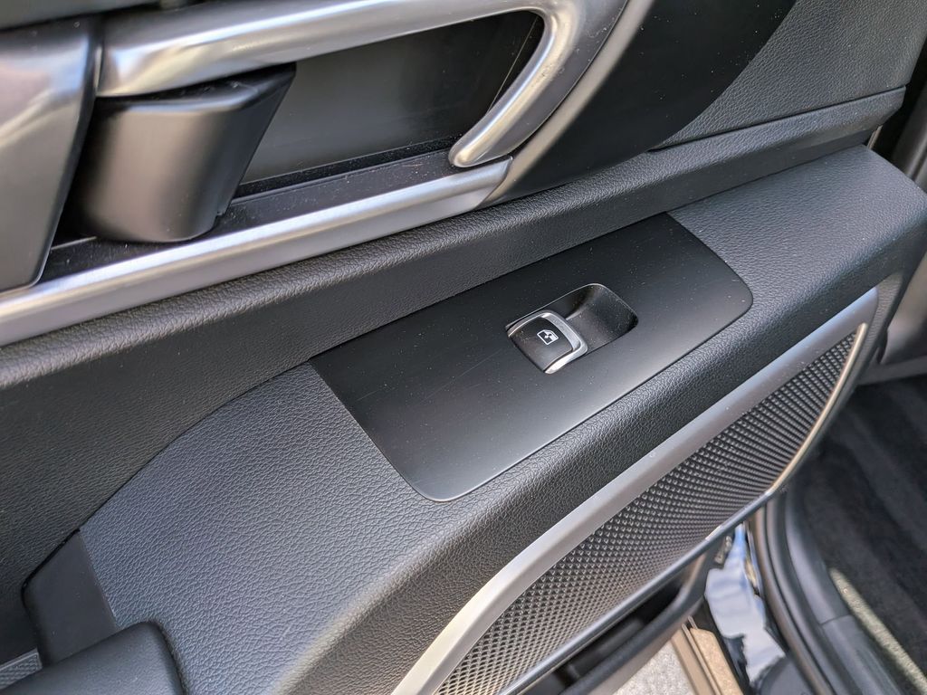 Thumbnail: 2025 Kia Telluride - 28