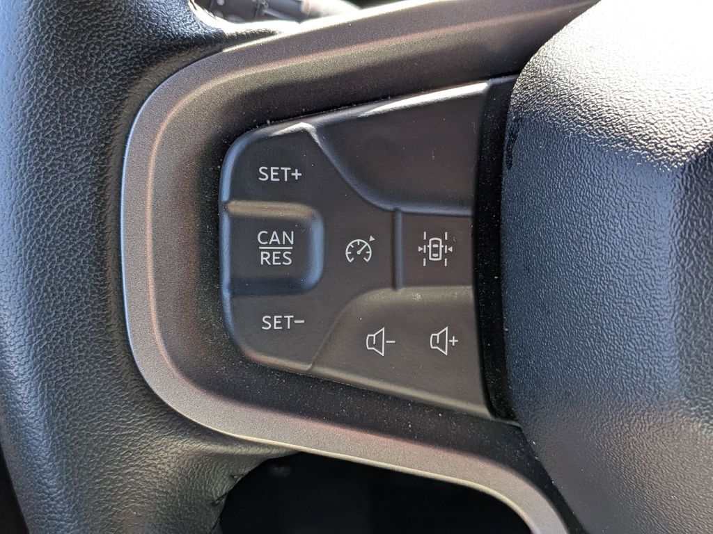 Thumbnail: 2025 Ford Bronco - 19