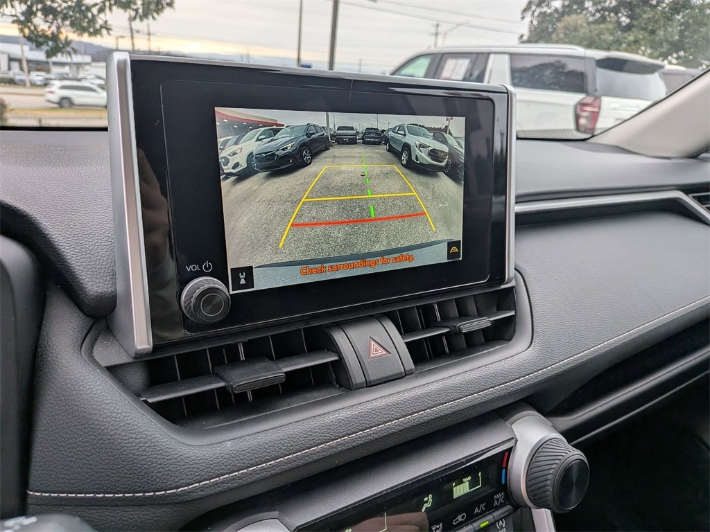 Thumbnail: 2024 Toyota RAV4 - 18