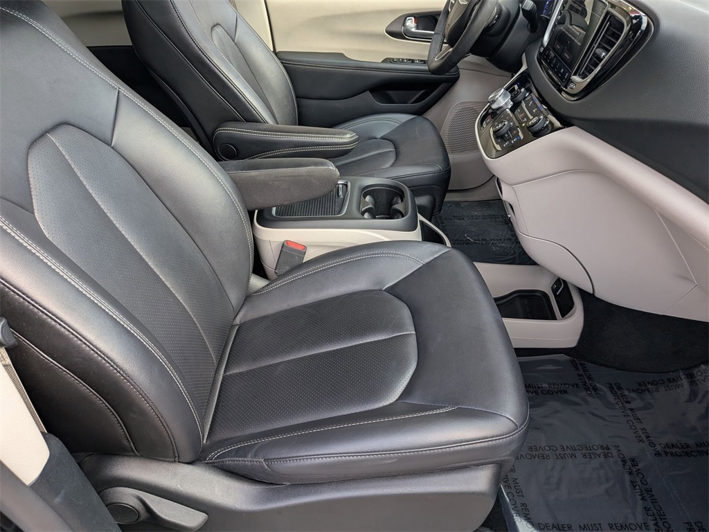 Thumbnail: 2024 Chrysler Pacifica - 27