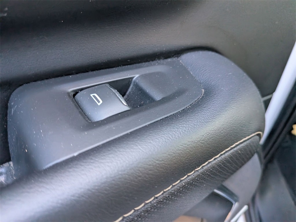 Thumbnail: 2023 Chevrolet Suburban - 27