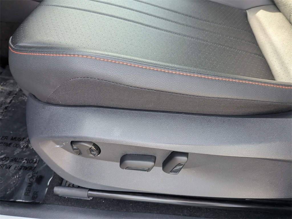 Thumbnail: 2024 Volkswagen Tiguan - 14