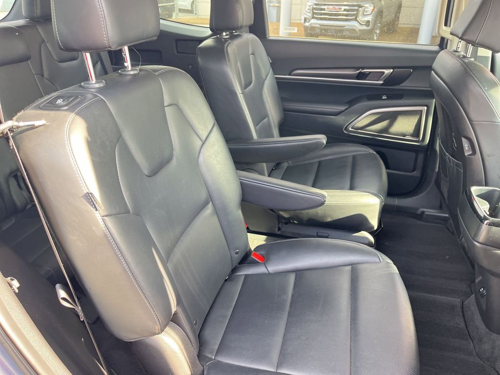 Thumbnail: 2025 Kia Telluride - 30