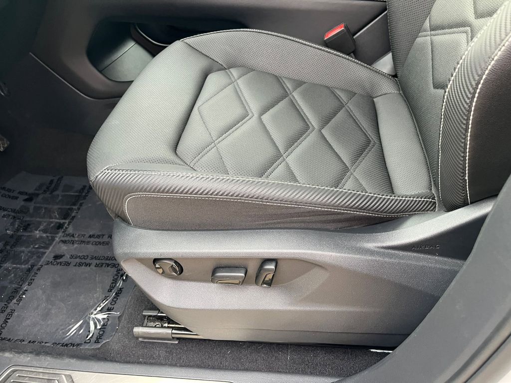 Thumbnail: 2025 Volkswagen Atlas - 14