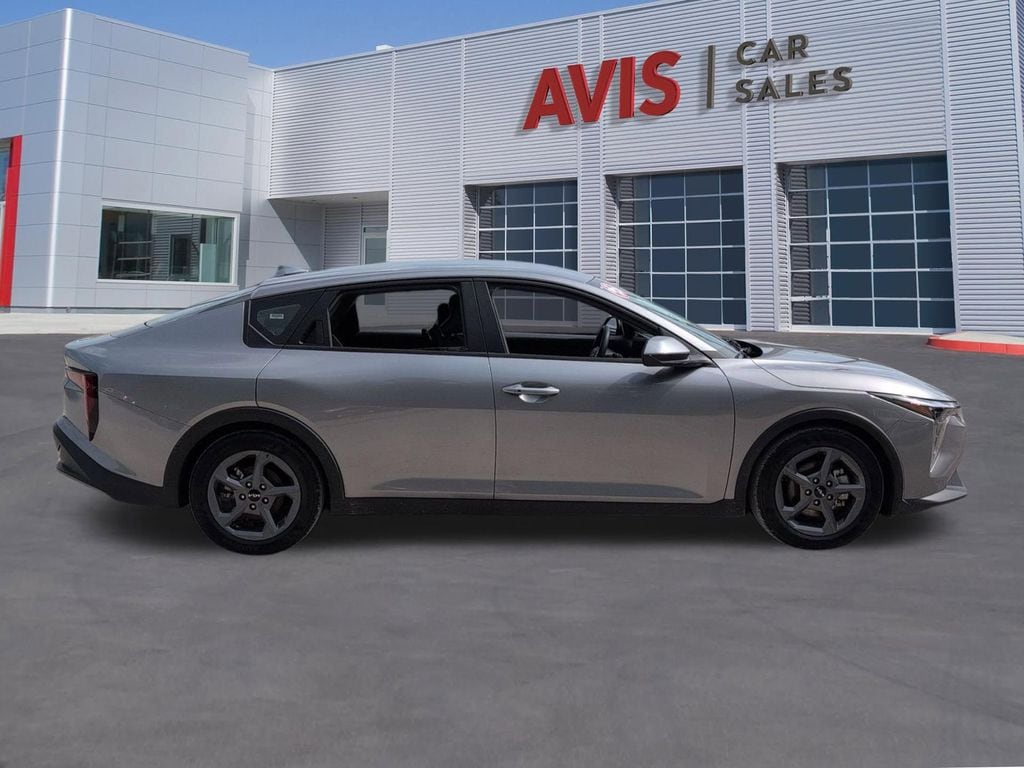 Thumbnail: 2025 Kia K4 - 5