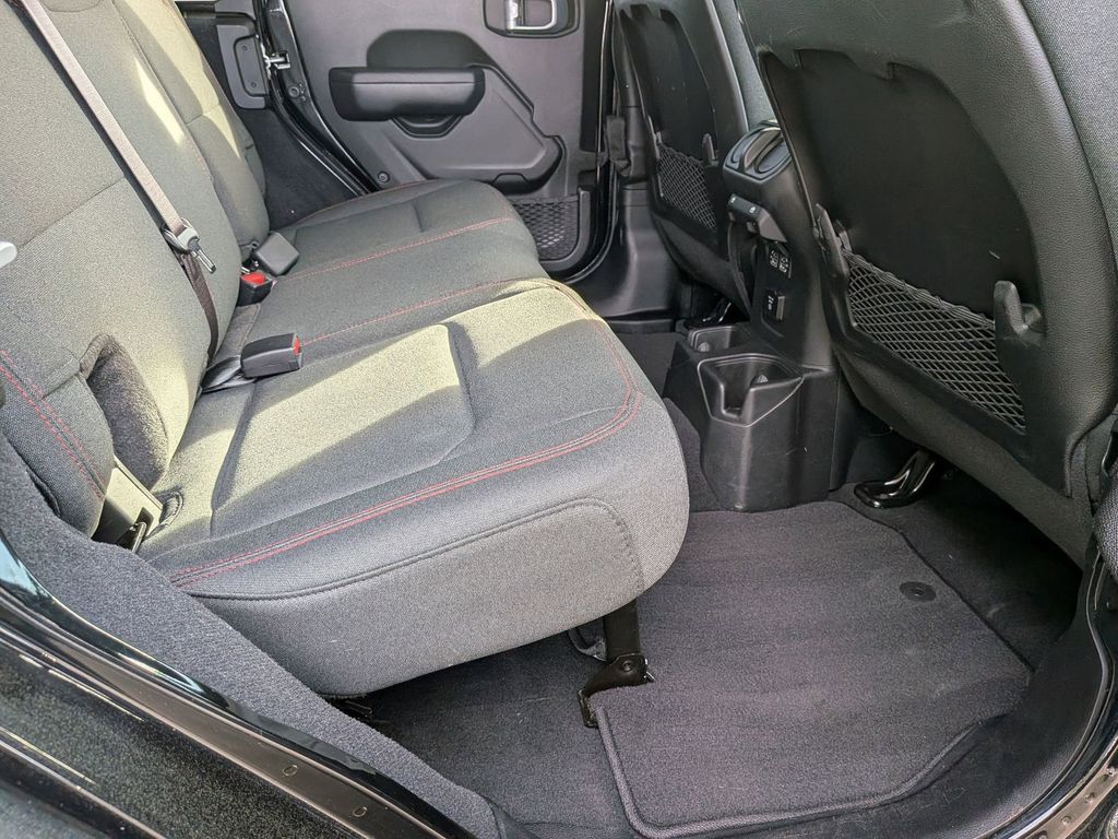 Thumbnail: 2025 Jeep Wrangler - 26