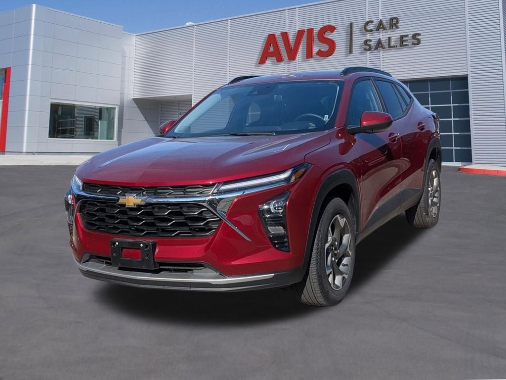 Thumbnail: 2025 Chevrolet Trax - 1