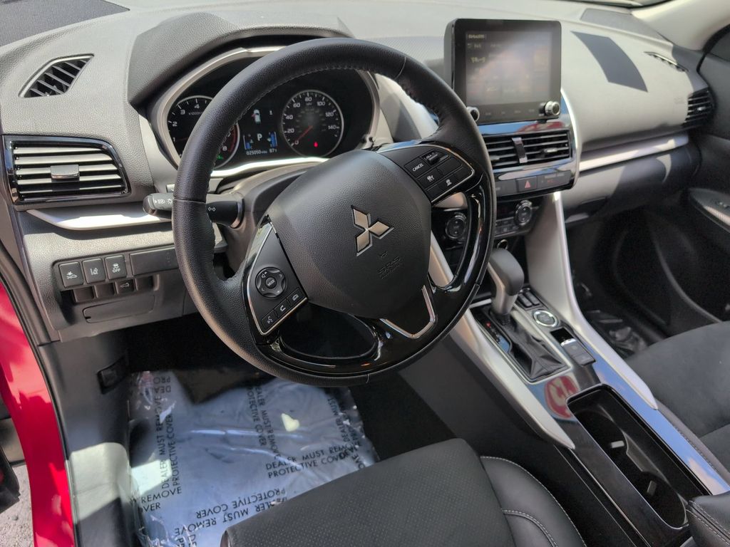 Thumbnail: 2025 Mitsubishi Eclipse Cross - 15