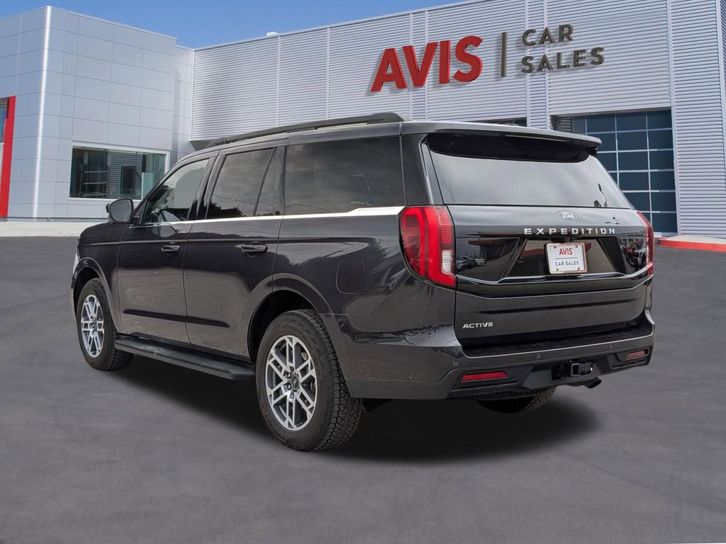 Thumbnail: 2025 Ford Expedition - 3