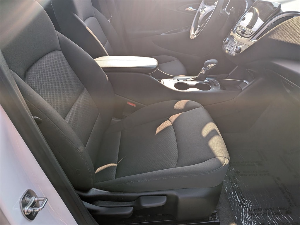 Thumbnail: 2024 Chevrolet Malibu - 34