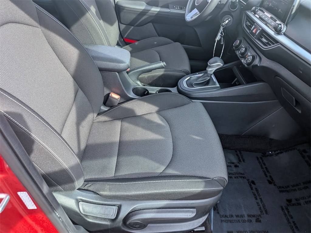 Thumbnail: 2024 Kia Forte - 28