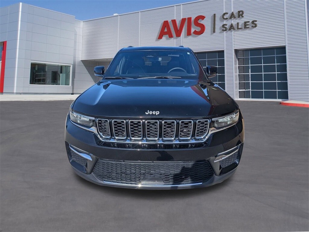 2024 Jeep Grand Cherokee Limited photo 2