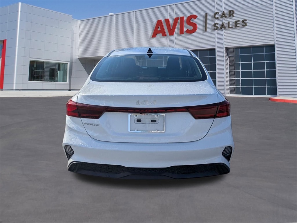 Thumbnail: 2024 Kia Forte - 7