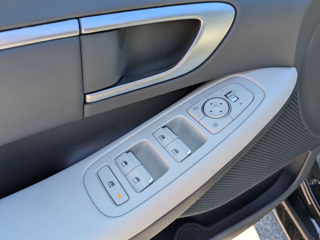 Thumbnail: 2025 Hyundai Sonata - 14