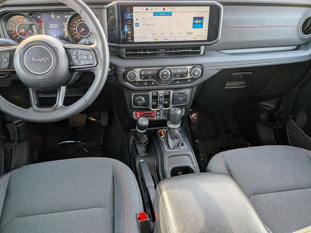 Thumbnail: 2025 Jeep Wrangler - 24