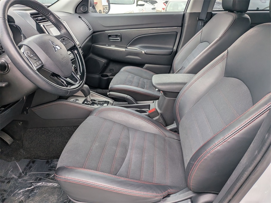 Thumbnail: 2024 Mitsubishi Outlander Sport - 25