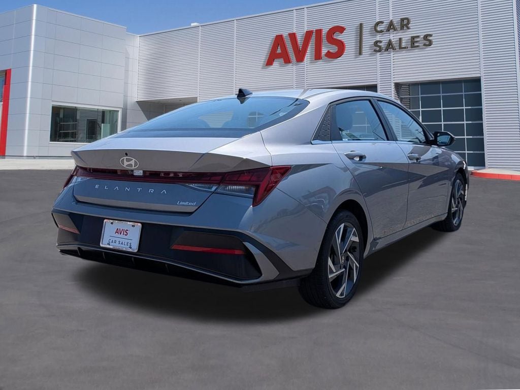 Thumbnail: 2025 Hyundai Elantra - 6