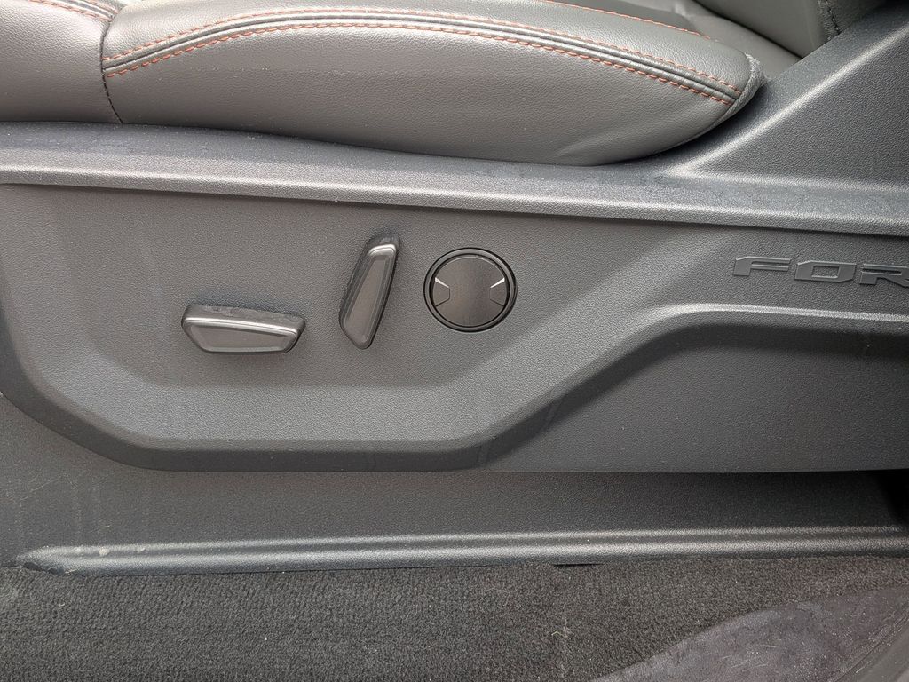 Thumbnail: 2025 Ford Expedition - 14