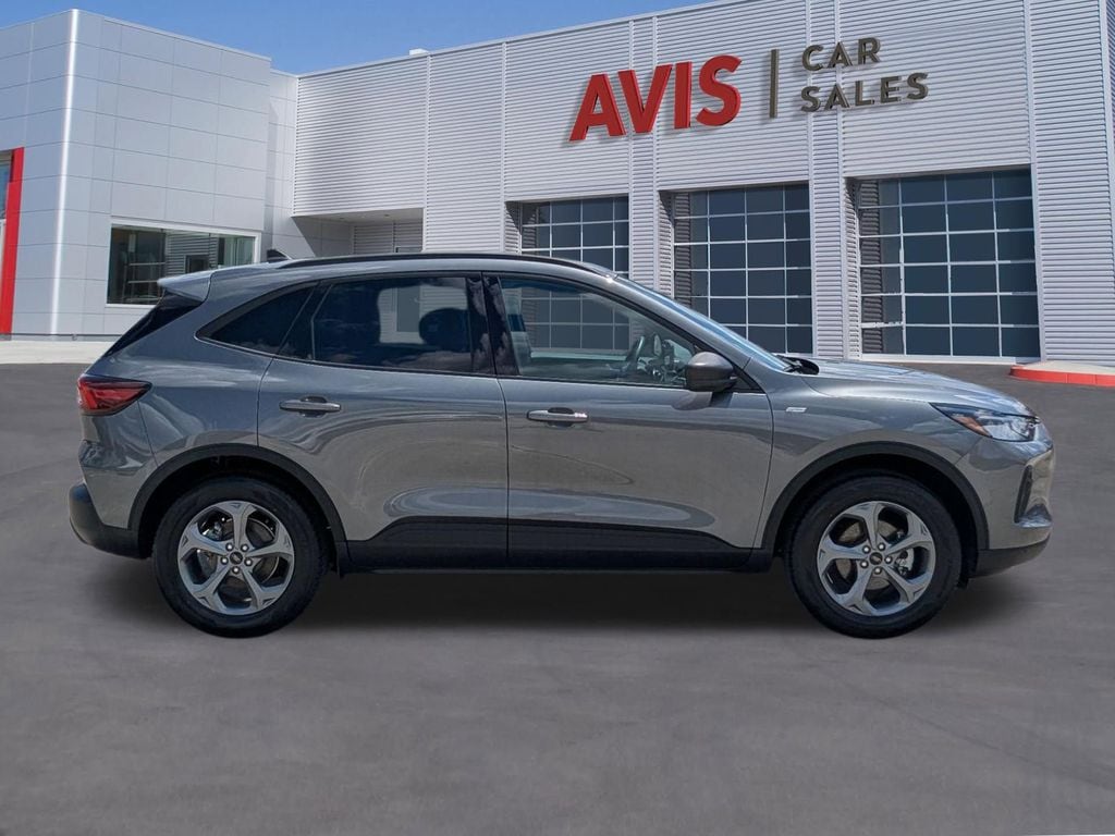 Thumbnail: 2025 Ford Escape - 5