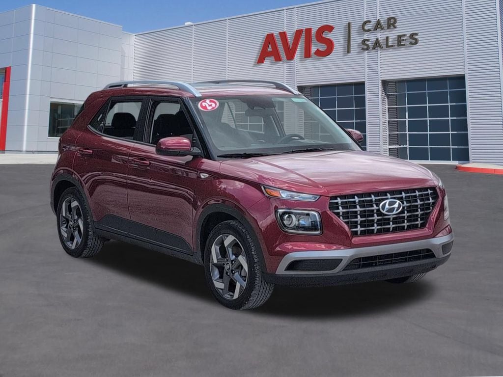 Thumbnail: 2025 Hyundai Venue - 3