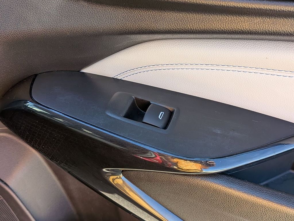 Thumbnail: 2025 Chevrolet Trax - 32