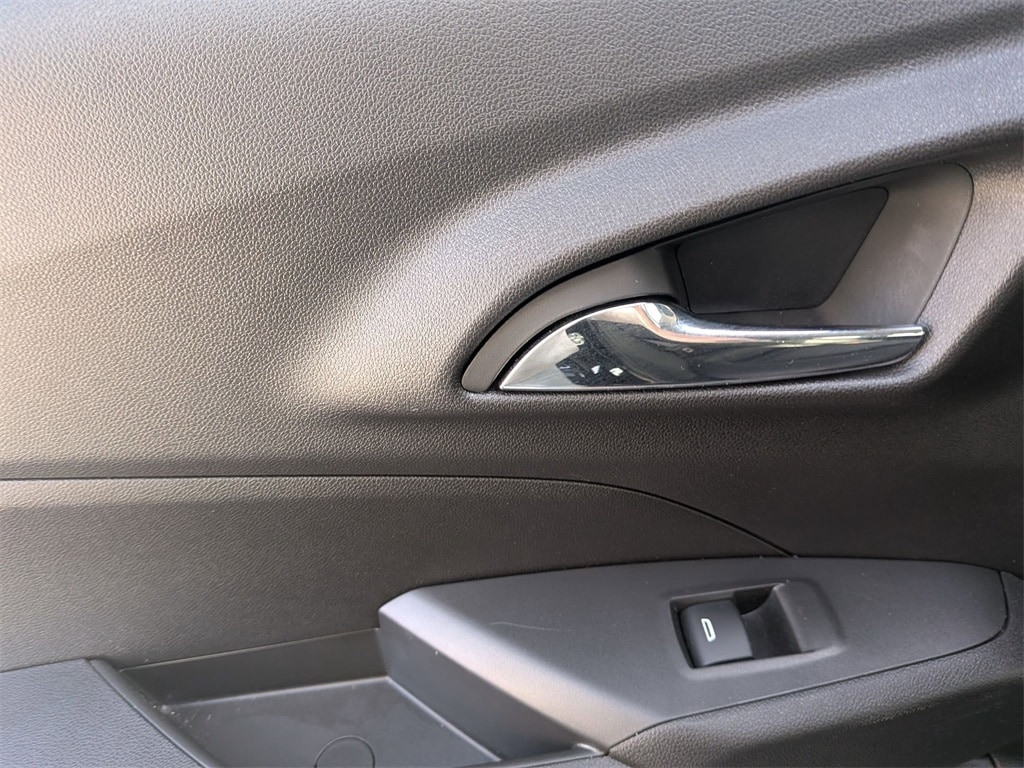 Thumbnail: 2025 Chevrolet Trax - 24