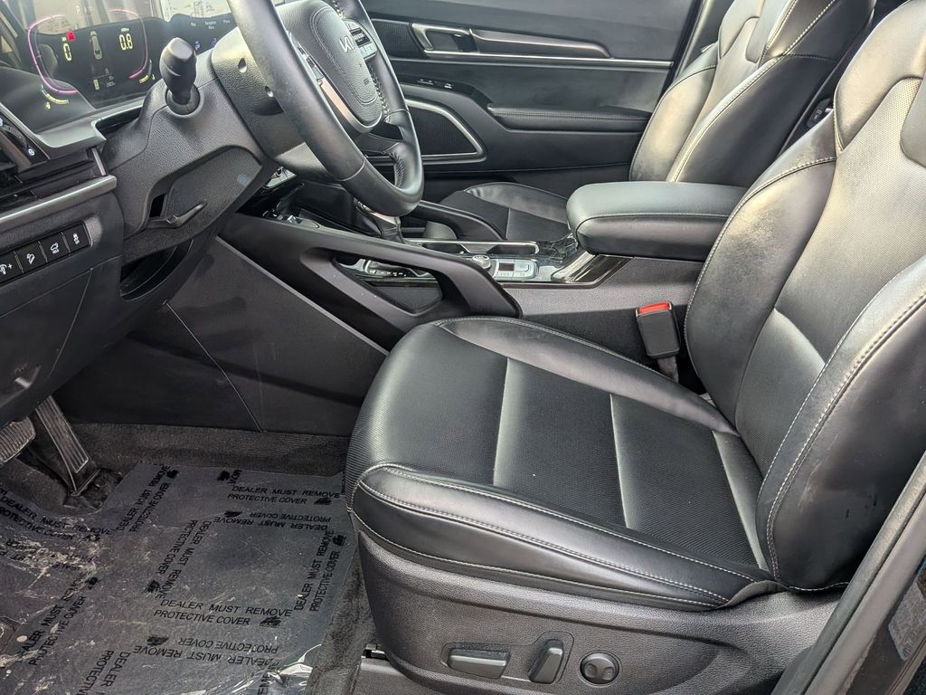 Thumbnail: 2025 Kia Telluride - 25