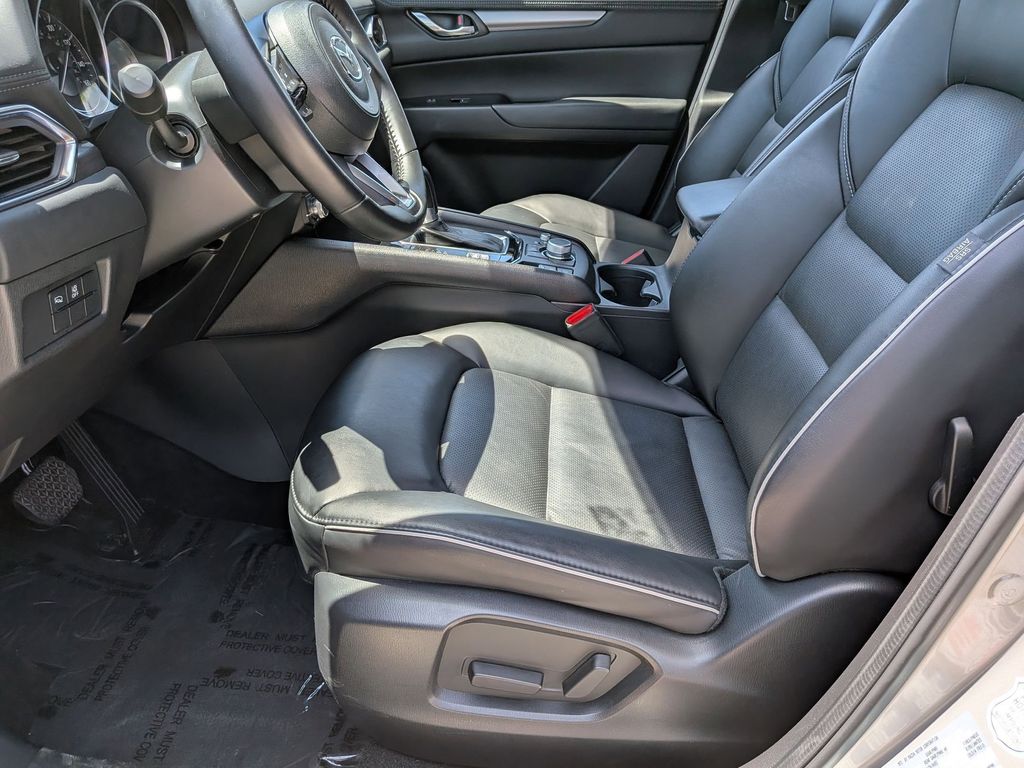 Thumbnail: 2025 Mazda CX-5 - 23